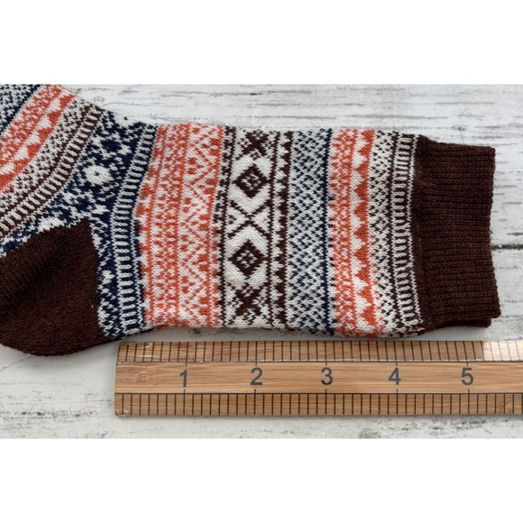 6 Pair Women’s Fashion Crew Socks (Fits Shoe Size 5-9) - Picture 3 of 8